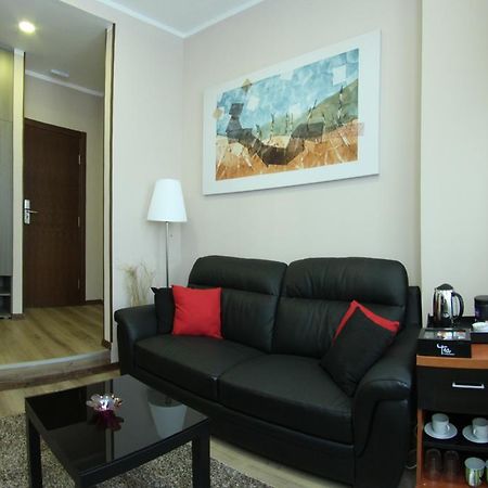 Gala Luxury Suites Beograd Værelse billede
