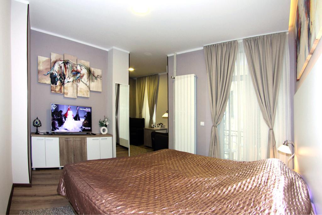 Gala Luxury Suites Beograd Værelse billede
