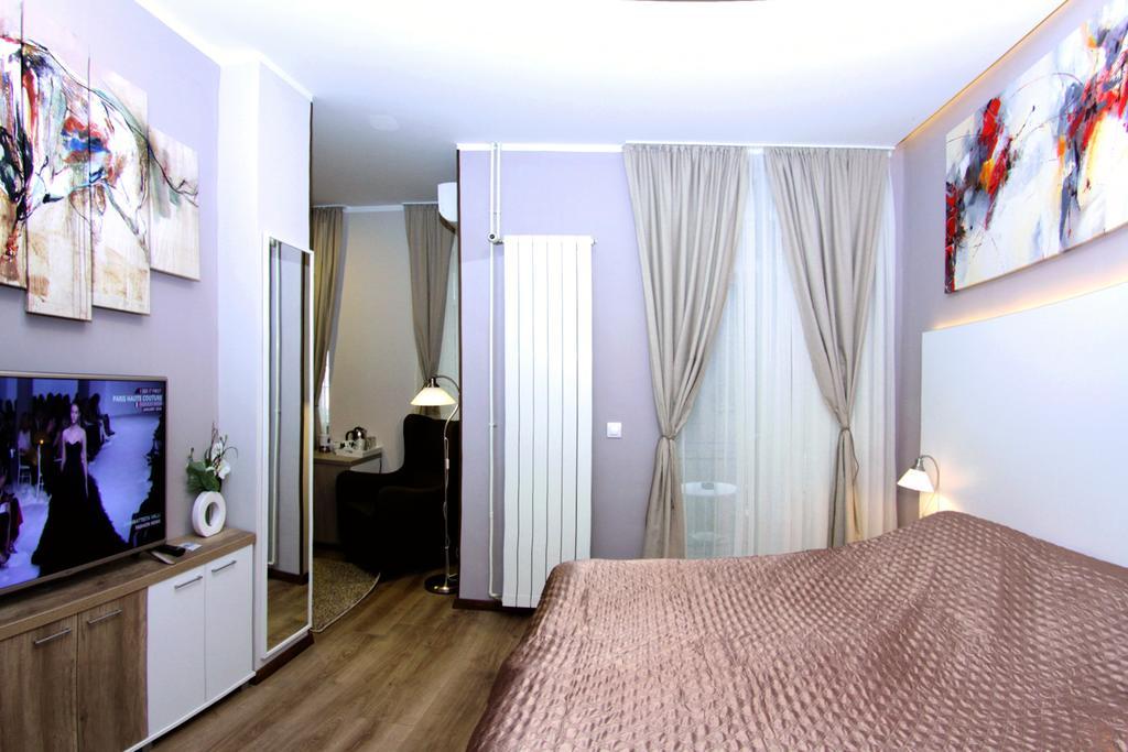 Gala Luxury Suites Beograd Værelse billede
