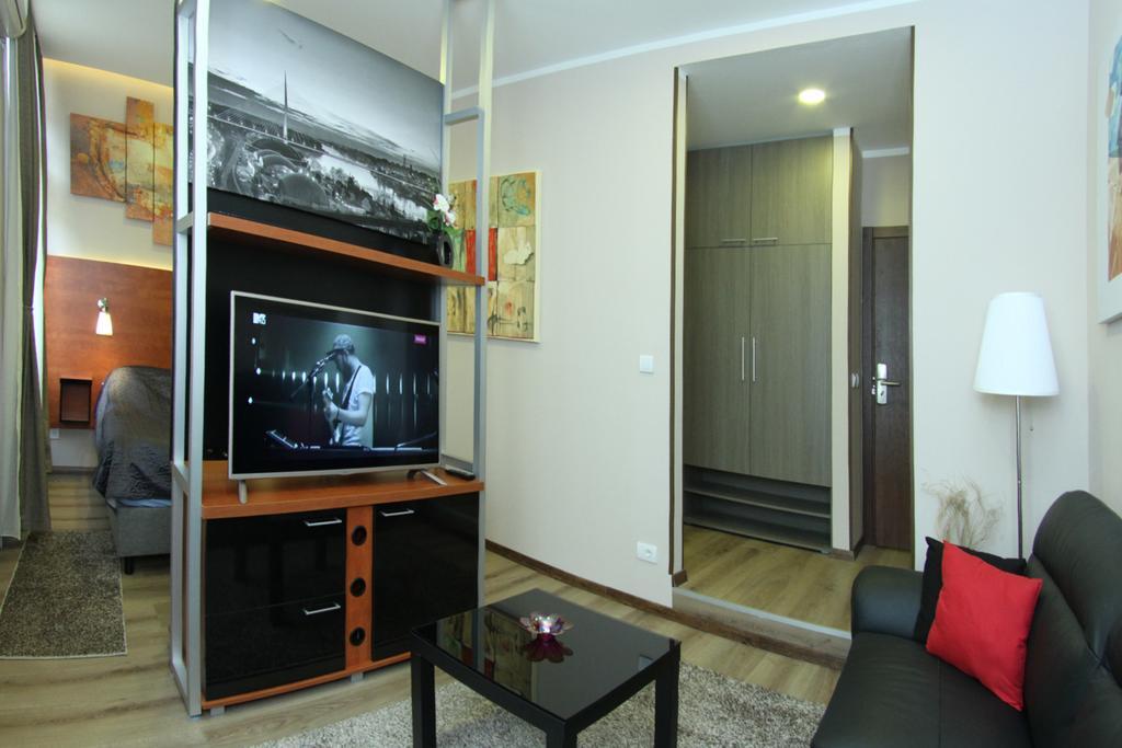 Gala Luxury Suites Beograd Værelse billede