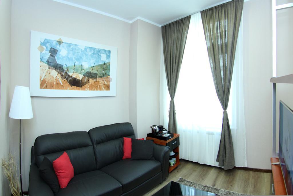 Gala Luxury Suites Beograd Værelse billede