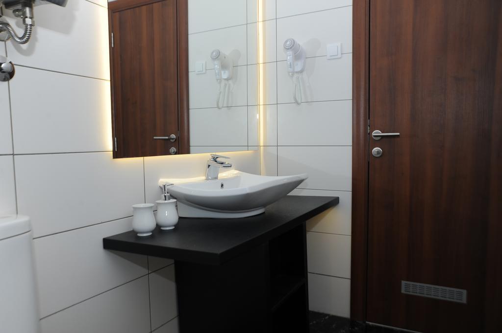 Gala Luxury Suites Beograd Værelse billede